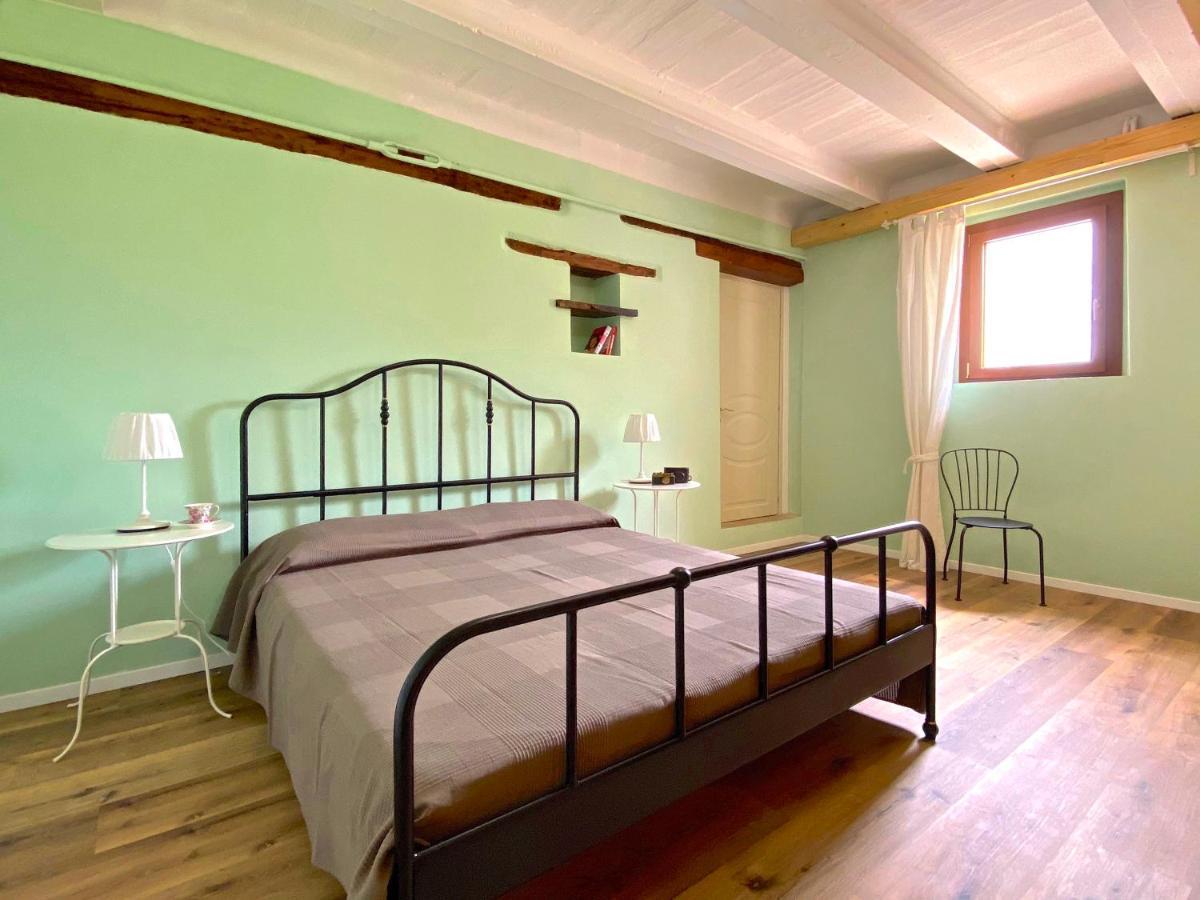 Casale Casini Soccorso Guest House เซนีกัลเลีย ห้อง รูปภาพ