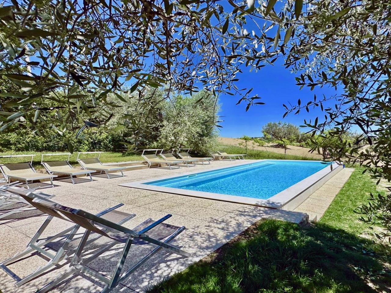 Casale Casini Soccorso Guest House เซนีกัลเลีย ภายนอก รูปภาพ